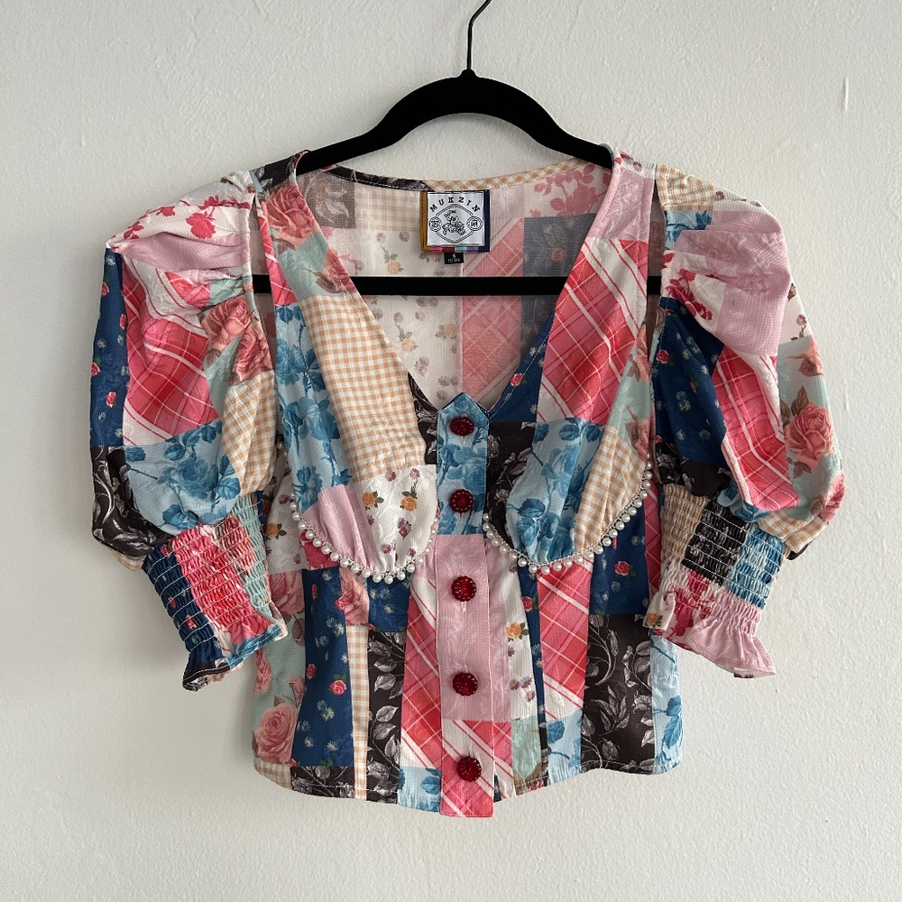 Mukzin Puff-Sleeve Floral Patchwork Design Top with Pearls 🩷💙🤍